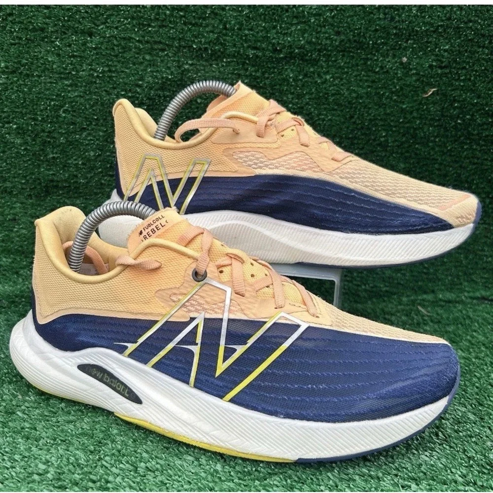 New Balance FuelCell Rebel v2 Peach Navy Blue Running Shoes WFCXCP2 Womens 9.5
